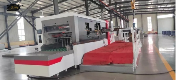 Automatic Flat Bed Die Cutting And Creasing Machine